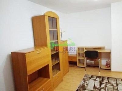 Apartament 2 camere Podul de Fier