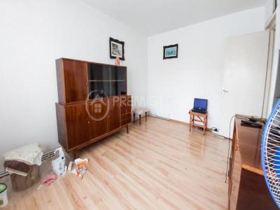 Apartament 4 camere, Metalurgie, 80mp