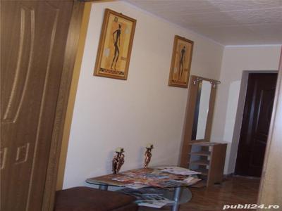 apartament trei camere