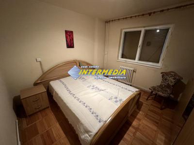 Apartament 2 camere de vanzare decomandat in Cetate Alba Iulia etaj 1