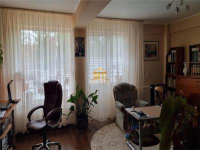 Apartament 2 cam, decomandat, parter