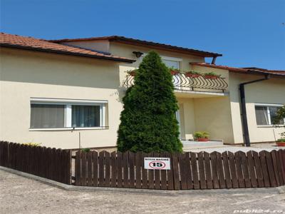 Vand casa tip duplex in Beius , s.t. = 505 mp.