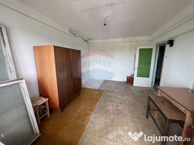 Apartament 3 camere Panciu