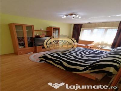 Apartament cu 3 camere, Decebal, Oradea