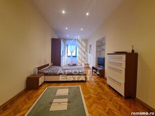 Apartament 1 camera, centrala proprie, situat Ultracentral.