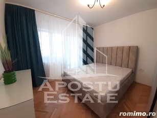 Apartament 2 camere, decomandat, renovat recent, Zona Soarelui