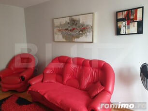 Apartament, 3 camere, 69 mp, 2 parcari, zona Piața Flora