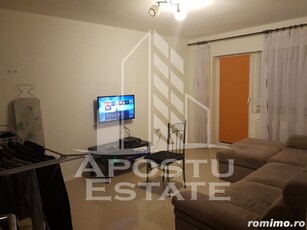 Apartament 3 camere, decomandat, centrala proprie, situat in Aradului.