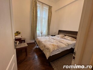 Apartament 4 camere, 100 mp, decomandat, zona Ultracentrala