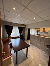 Apartament 4 camere Timpuri Noi (langa metrou, vizavi de universități)- Direct propietar