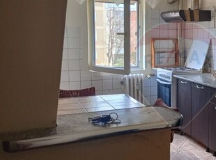 Apartament cu 2 camere de închiriat în zona Micalaca