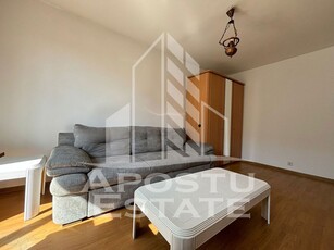 Apartament cu 2 camere, decomandat, zona Calea Buziasului