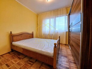 Apartament cu 3 camere, cu centrala | Central