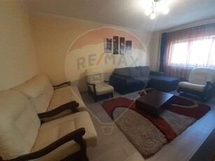 Apartament cu doua camere pentru inchiriat în zona Podgoria