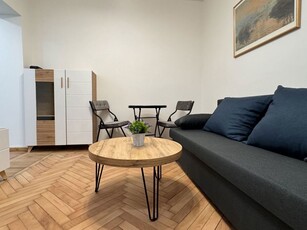 Apartament cu o cameră de închiriat | Demisol | Aviației | Complet renovat