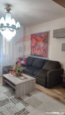 Apartament cu trei camere de inchiriat in Piata Unirii