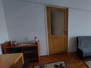 Apartament de 2 camere, 50 mp, semidecomandat, metrou, zona Basarabia-Muncii