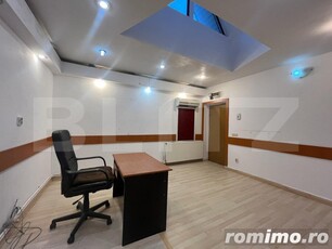 Apartament de 2 camere, 55 mp, zona centrală perfect și pentru spațiu comercial