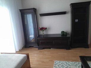 Apartament de 2 camere de inchiriat, parcare, zona Marasti