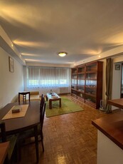 Apartament de 3 camere de inchiriat langa sala palatului ( pe str. ion campineanu 25 )