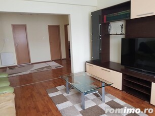 Apartament de inchiriat 3 camere