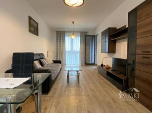 Apartament de inchiriat cu 2 camere, zona Semicentrala!