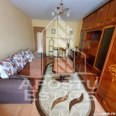 Apartament decomandat,2 camere,Calea Lipovei