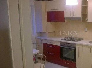 Apartament Modern cu 2 Camere, Decomandat