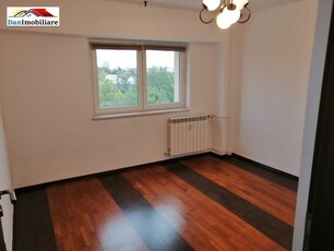 Apartament nemobilat, 2 camere, Piața Victoriei