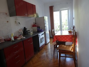 Apartament spatios cu 2 camere, mobilat si utilat, încălzire proprie, central - Podgoria