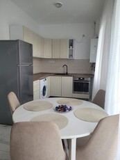 Apartament superb, 2 camere si parcare subterana zona centrala Floresti