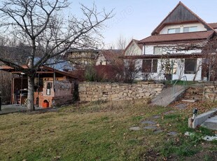 bea cafeaua de dimineata aici :casa Dambu Rotund, Cluj Napoca, drumul catre Popesti, strada Spicului