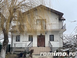 Casă D+P+1 cu teren de 2501mp situată în Craiova în zona de nord