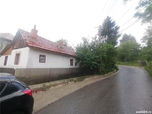 casă în Comuna Poienarii de Muscel, Judetul Argeș