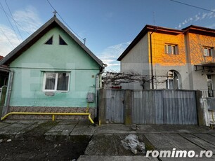 Casă individuală, 3 camere, teren 2357 mp, zona Vințu de Jos - Sibiseni