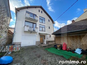 Casă individuală 6 camere, 244mp, teren 408 mp, zona 7 străzi, Gruia