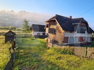 Casă de vânzare în Poiana Stampei