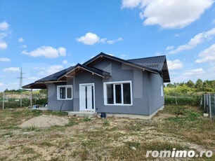 Casa 3 camere, 90 mp construiti, teren 480 mp, Bucium-Paun