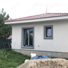 Casa 3 dormitoare INDIVIDUALA pe parter teren 860 mp Giroc