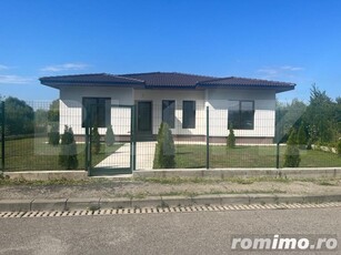 Casa, 4 camere, 600 mp teren, cartier Sisesti