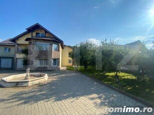 Casa 7 camere, 390 mp utili, Valea Iubirii