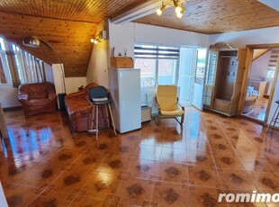 Casa 8 camere, 450 mp, Pitesti