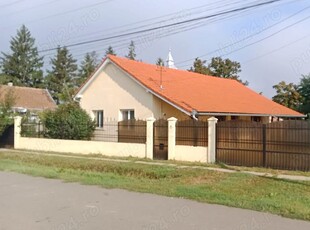 Casa complet mobilata si utilata de vanzare in com. Diosig, Jud. Bihor