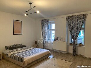 Casa cu 3 apartamente si garsoniera | regim hotelier-zona ultracentra