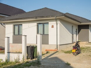 Casa de vanzare aproape de Oradea