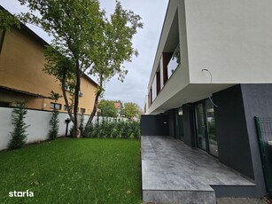 Vand apartament 3 camere + pivnita si gradina, la cheie, zona buna