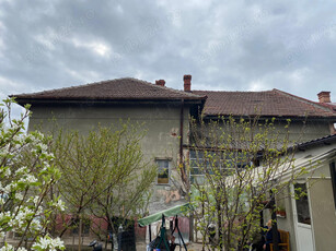 Casa de vanzare zona Dambovita