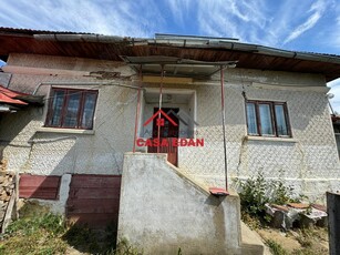 Casa in Pietriceaua--27.000e