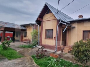 Casa individuala, 3 camere, teren 1500 mp, zona Cantacuzino