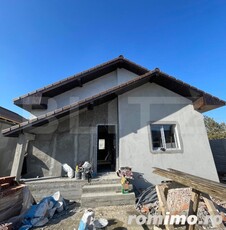 Casa la cheie Damila pe parter 2 băi, 250 mp teren